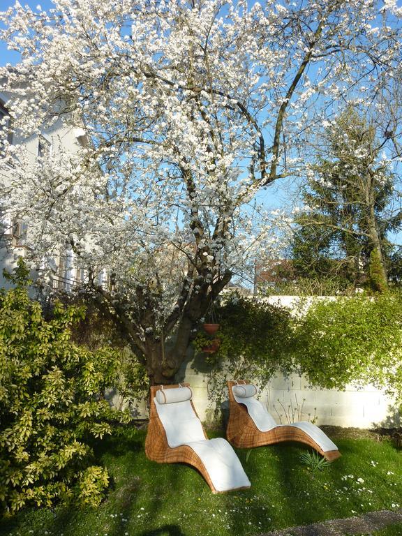 Maison Romantique Bed and Breakfast Le Perreux-Sur-Marne Buitenkant foto